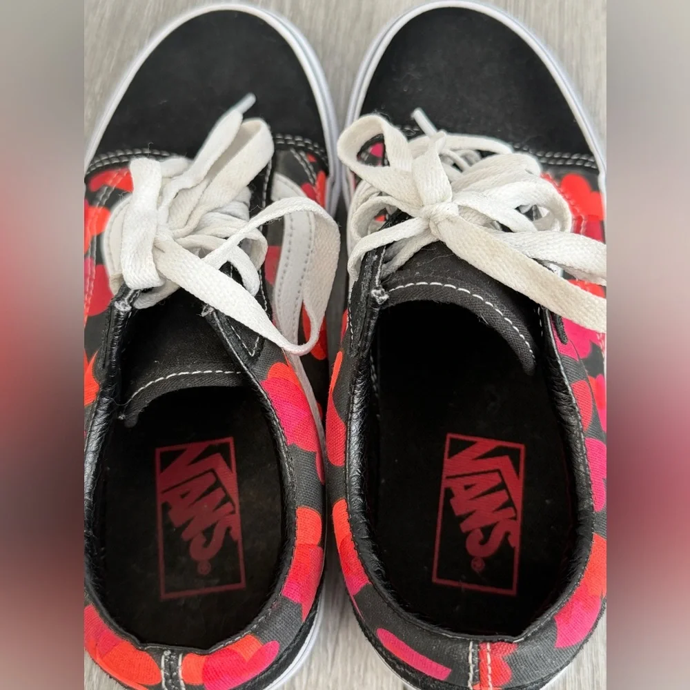 Vans Old Skool Valentine Hearts Sneakers Women’s Size 7.5 - Picture 6 of 10